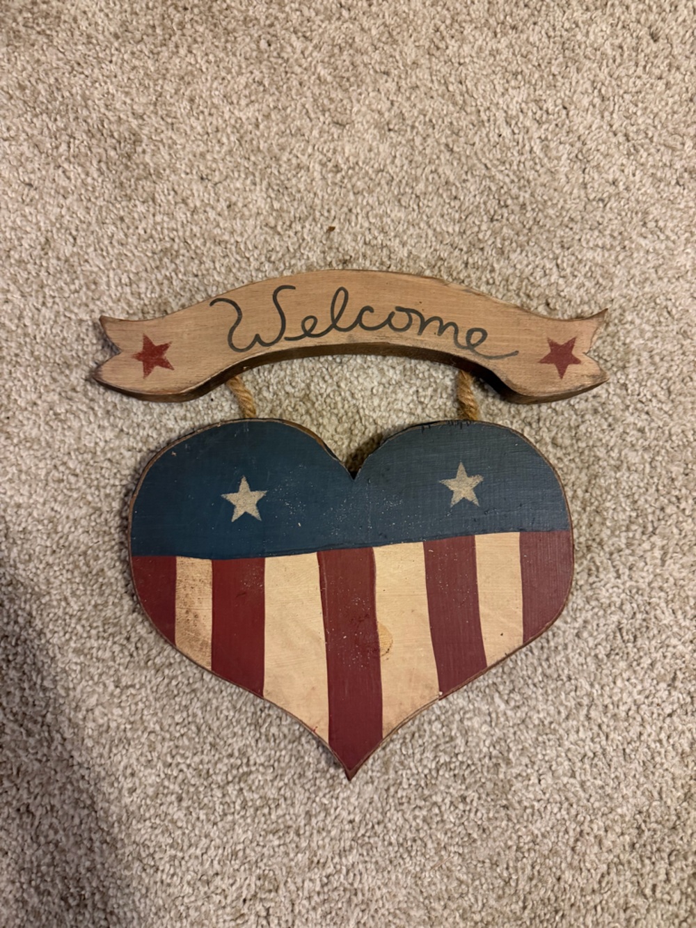 Vintage Americana Cottagecore Heart Welcome Sign - Red, Blue, Cream